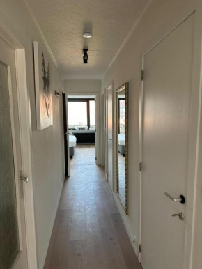Appartement aan zee en stad, super locatie en volledig gerenoveerd!